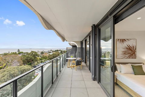 Sea View 2BR W Best Rooftop Pool In Melb! - Accommodation Georgetown 3