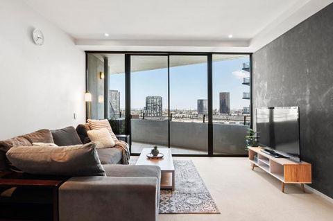 Sea View, Gym & Pool, 2 Bedrooms 2 Bathrooms - Accommodation Georgetown 0