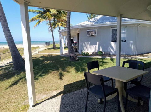 Sea View Villa. 2 Bedroom. Sleeps 4. Free WIFI - Accommodation Georgetown 2