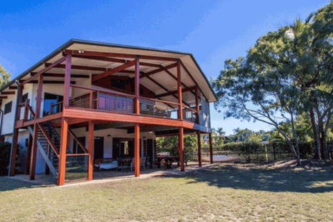 Seabreeze - 5 BR - 1 Min To Beach - Accommodation Georgetown 0