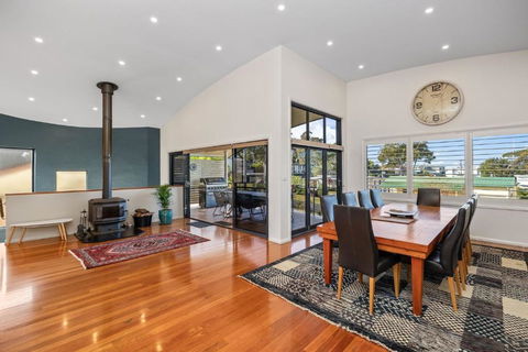 SeaClusion - Accommodation Georgetown 3