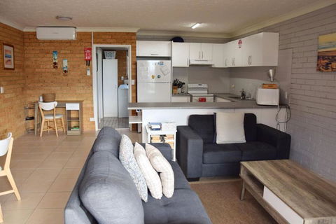 Seacrest 5 - Bring Your Own Linen. - Accommodation Georgetown 2
