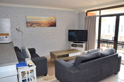 Seacrest 5 - Bring Your Own Linen. - Accommodation Georgetown 3