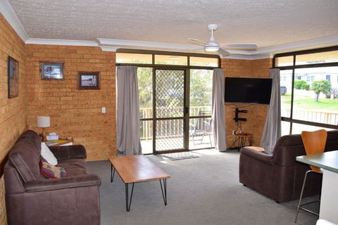 Seacrest 6 - Bring Your Own Linen. - Accommodation Georgetown 3