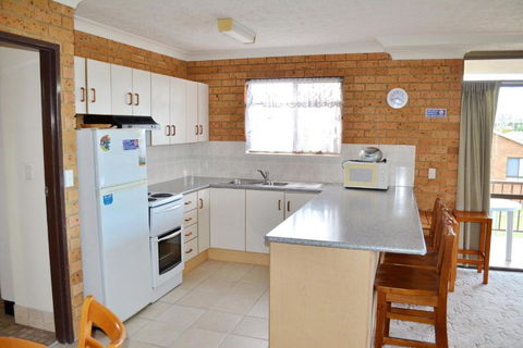 Seacrest Unit 1 - Bring Your Own Linen. - Accommodation Georgetown 1