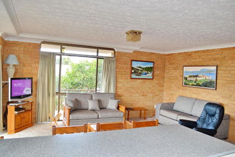 Seacrest Unit 1 - Bring Your Own Linen. - Accommodation Georgetown 3