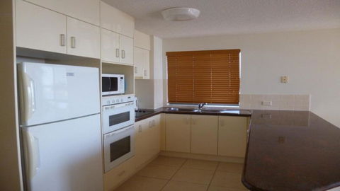 Seacrest Unit 4 Moffat Beach QLD - Accommodation Georgetown 3
