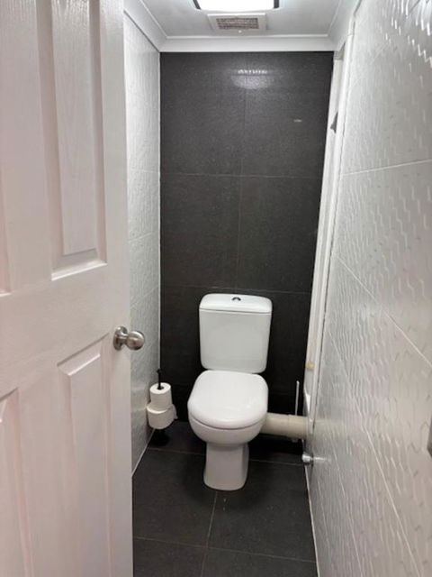 Sealanes Unit 5, 43 Albert Street, Kings Beach - Accommodation Georgetown 3