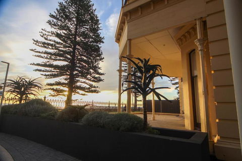 Seafield Tower Glenelg Apartment No 3 - Accommodation Georgetown 1