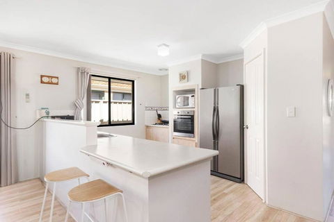 Seashells Bayside Retreat - Accommodation Georgetown 3