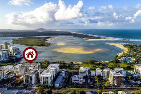 SEASIDE ESCAPE@ The Cosmopolitan Unit 10406 - Accommodation Georgetown 1