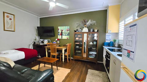 Seaside Escape Walk To Beach & Cronulla Golf Club Sleeps 3 - Accommodation Georgetown 3