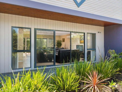 Seaside Splendour - Accommodation Georgetown 3