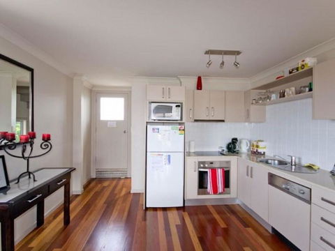 Seaspray 8 -LJHooker Yamba - Accommodation Georgetown 3
