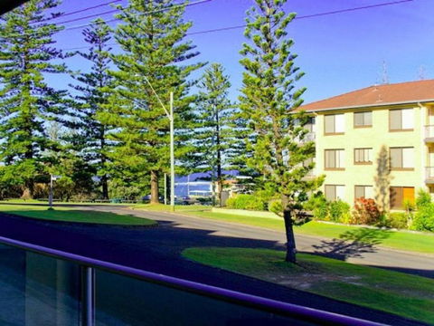 Seaspray 8 -LJHooker Yamba - Accommodation Georgetown 0