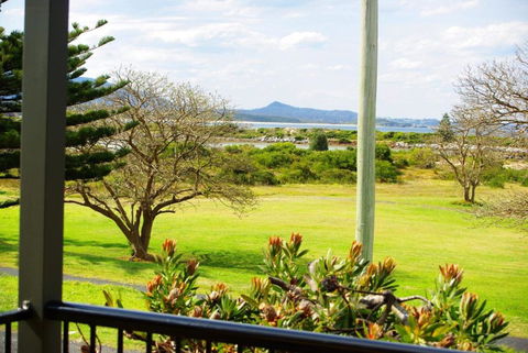 Seaview Beach House 1 - Accommodation Georgetown 1