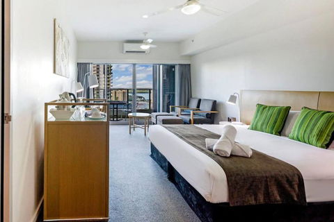 Seaview Studio - A Compact CBD Retreat - Accommodation Georgetown 0