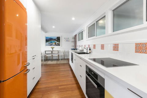 Seaviews Little Cove Beach Noosa,2bd 200m To Beach - Accommodation Georgetown 2