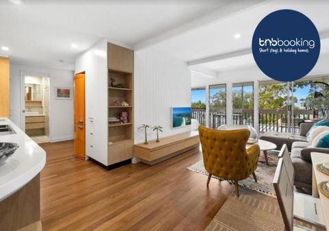 Seaviews Little Cove Beach Noosa,2bd 200m To Beach - Accommodation Georgetown 0