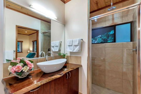 Secluded Romantic Getaway For Two - Kuranda Queensland - Accommodation Georgetown 2