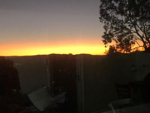 Self Contained Apartment, Queen Bed, Own Deck & Great Views - Accommodation Georgetown 1