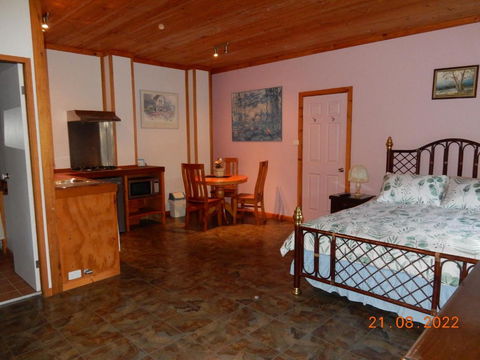 Self-contained Cabin 10 Min To Huskisson - Accommodation Georgetown 2