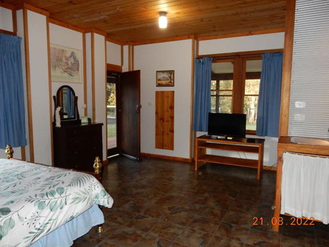 Self-contained Cabin 10 Min To Huskisson - Accommodation Georgetown 1