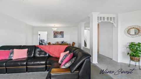 Sellicks Seacsape By Wine Coast Holidays - Accommodation Georgetown 1