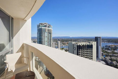Serain Residences - Beachside Breathtaking Ocean View Two Bedroom Apartment - Accommodation Georgetown 2