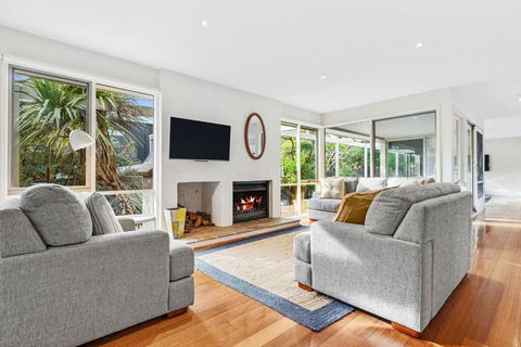Serenade, Bay, From Yours Ocean - Accommodation Georgetown 0