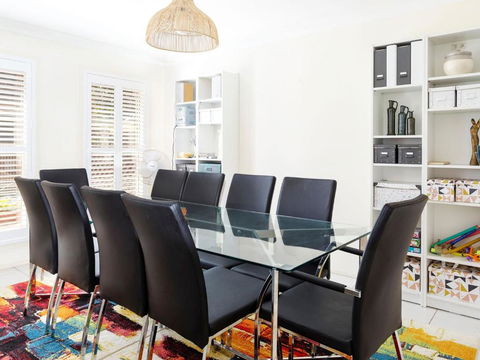 Serendipity Townhouse - Accommodation Georgetown 2