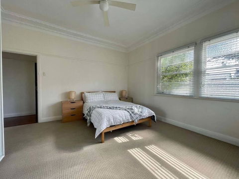 Serene Countryside Escape Spacious 3BR Retreat Near Wineries - Accommodation Georgetown 1