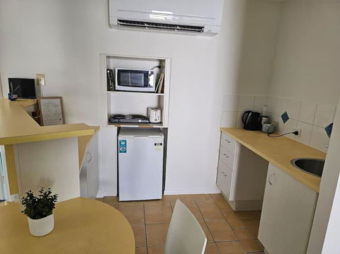 Serene Escape With Resort Amenities - Accommodation Georgetown 2