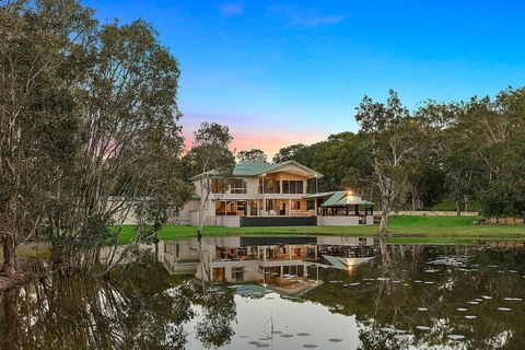 Serenity, Sprawling Home Surrounded By Acreage - Accommodation Georgetown 0