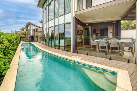 Shelly Oceanfront Estate - Accommodation Georgetown 1