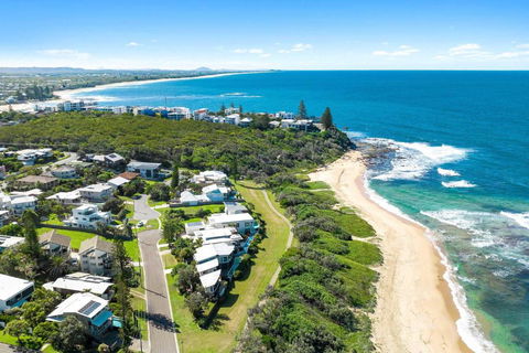 Shelly Oceanfront Estate - Accommodation Georgetown 3
