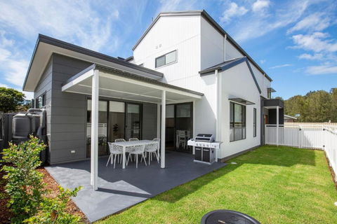 Shiloh Shores - Pet Friendly With Fire Pit - 5 Mins To Beach - Accommodation Georgetown 0