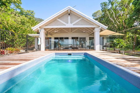 Serenity By The Sea - Accommodation Georgetown 1