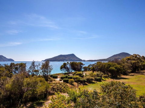 Shoalhaven 4 28 Voyager Cl - Waterfront Unit With Stunning Views And Wifi - Accommodation Georgetown 0
