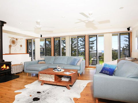 Shores I Pet Friendly I 1 Min Walk To Beach - Accommodation Georgetown 0