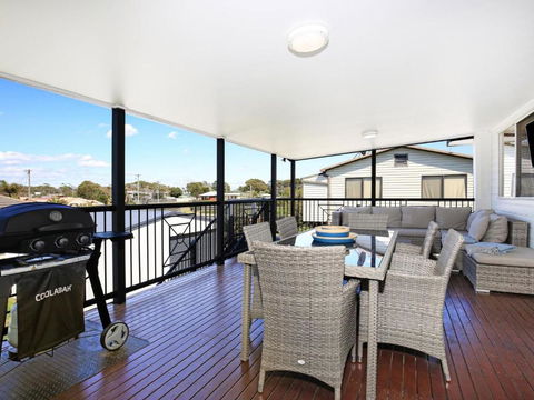 Shores I Pet Friendly I 1 Min Walk To Beach - Accommodation Georgetown 1