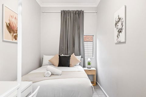 Signature Double Room In Auburn - Accommodation Georgetown 0