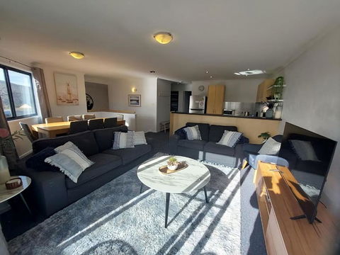 Silvertrees 3 - Accommodation Georgetown 3