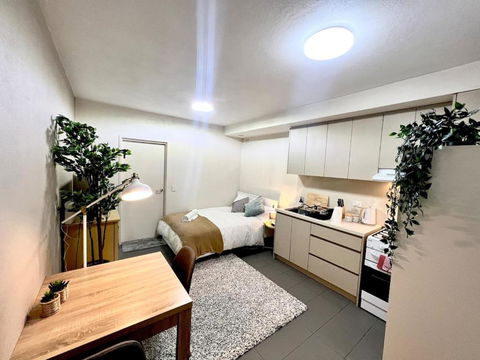 Simple And Tidy Small Studio Surry Hills - Accommodation Georgetown 1