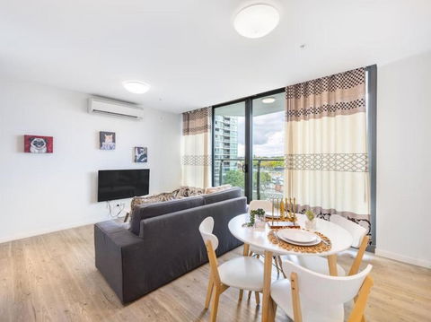 Simply Stunning Riverside 1BR Apt At Hamilton - Accommodation Georgetown 1