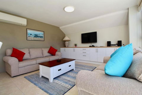 Simply The Best - Free Aircon And Linen - Accommodation Georgetown 1
