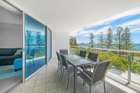 Sirocco 404 Luxurious 3 Bedroom Unit, Ocean Front - Accommodation Georgetown 1