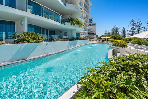 Sirocco 404 Luxurious 3 Bedroom Unit, Ocean Front - Accommodation Georgetown 2