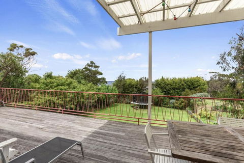 Skenes Creek Beach Retreat Free Wi-Fi Ocean Views. - Accommodation Georgetown 3