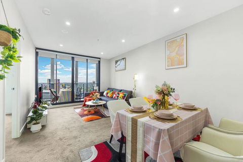 Sky-City Apt 3 Min To Train & Shopping& Everything - Accommodation Georgetown 0